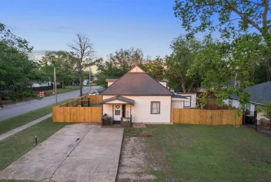 Overhead view of home and lot of 1401 S Lowry St, Stillwater, OK 74074