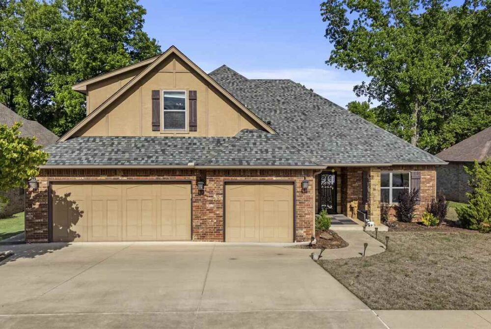 The front of the home for sale - 1715 S Ashton Avenue in Stillwater, OK